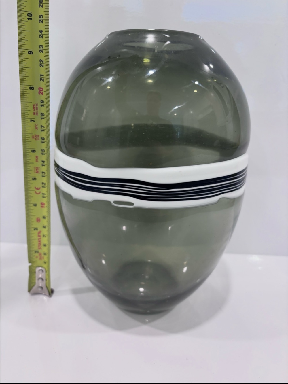Murano Style Contemporary Art Hand-Blown Glass Vase tall  Heavy vintage - Picture 2 of 3